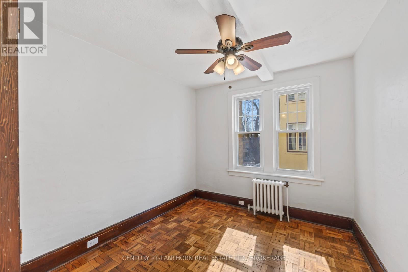 201 - 67 SYDENHAM STREET Image 33