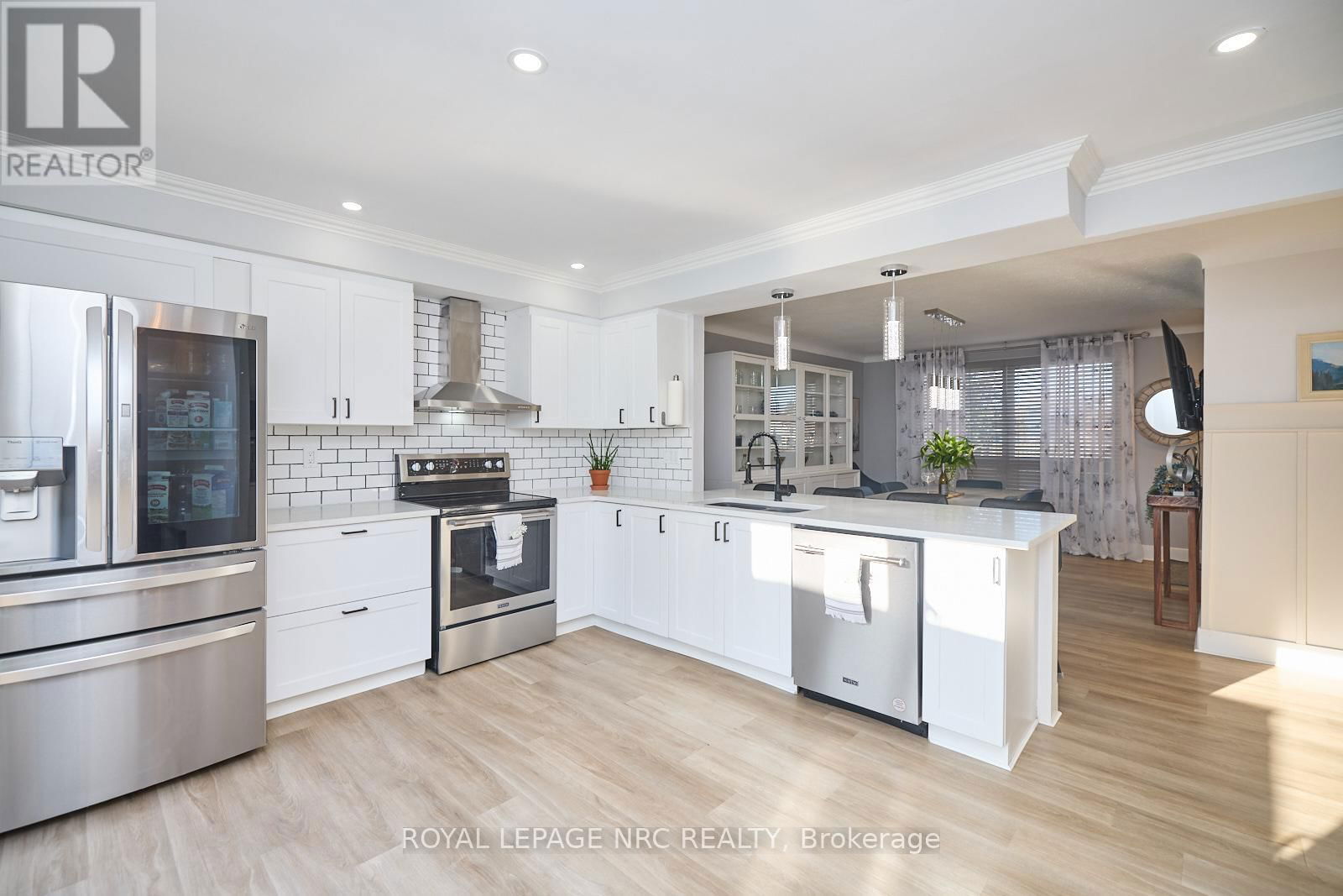 4190 YORK DRIVE Image 12