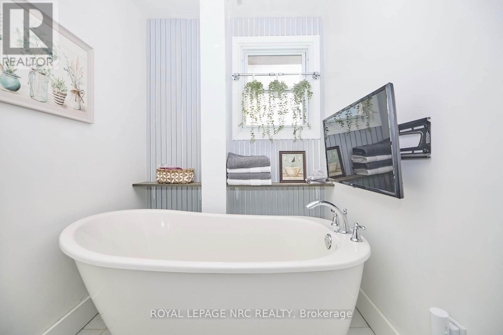 4190 YORK DRIVE Image 21