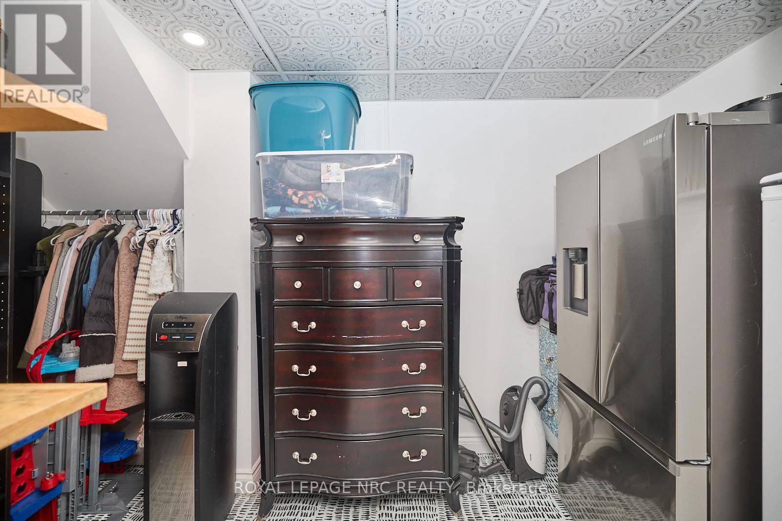 4190 YORK DRIVE Image 27