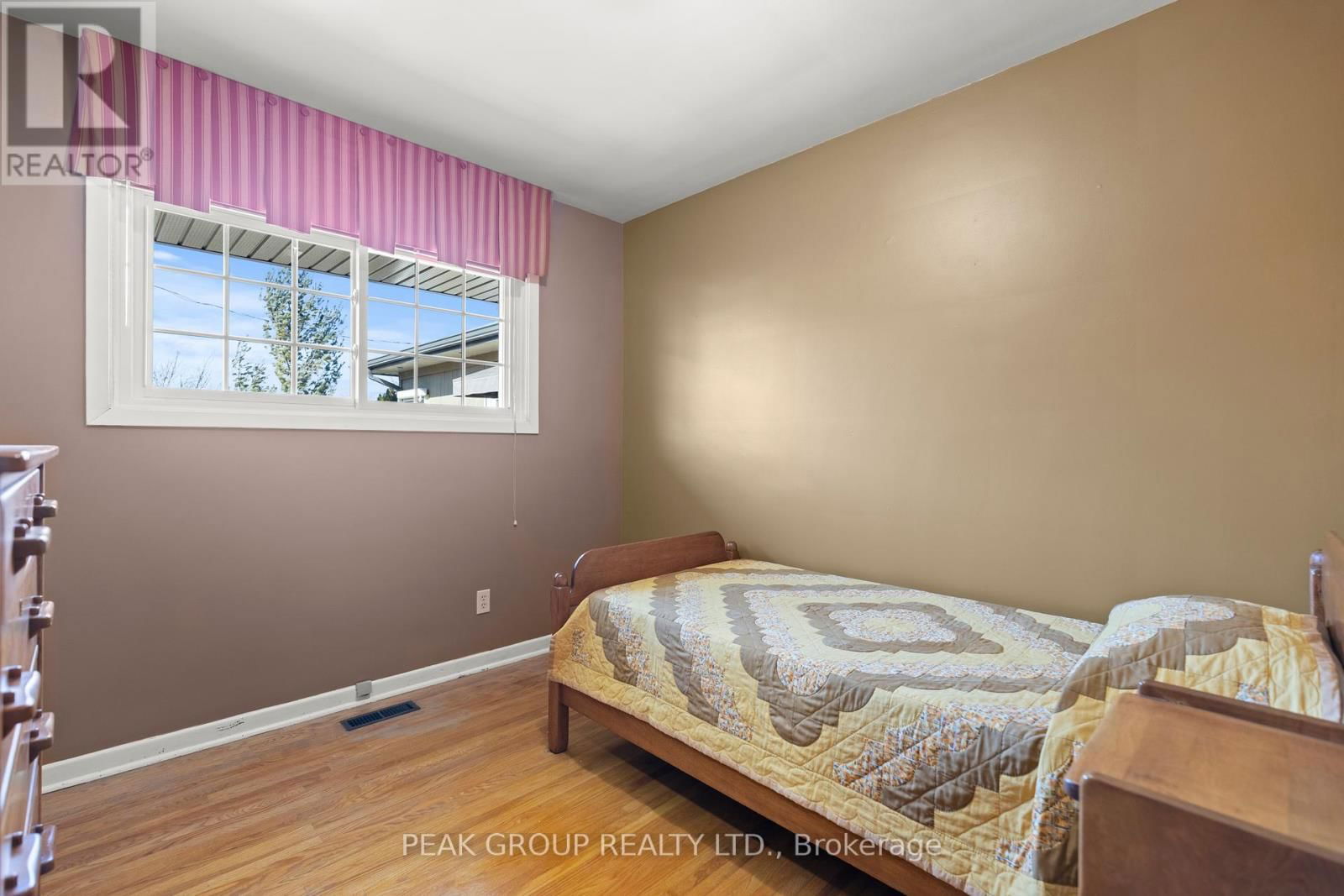 17 TRELAWNE DRIVE Image 14