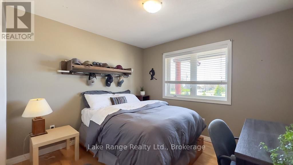 737 LAKE RANGE DRIVE Image 28