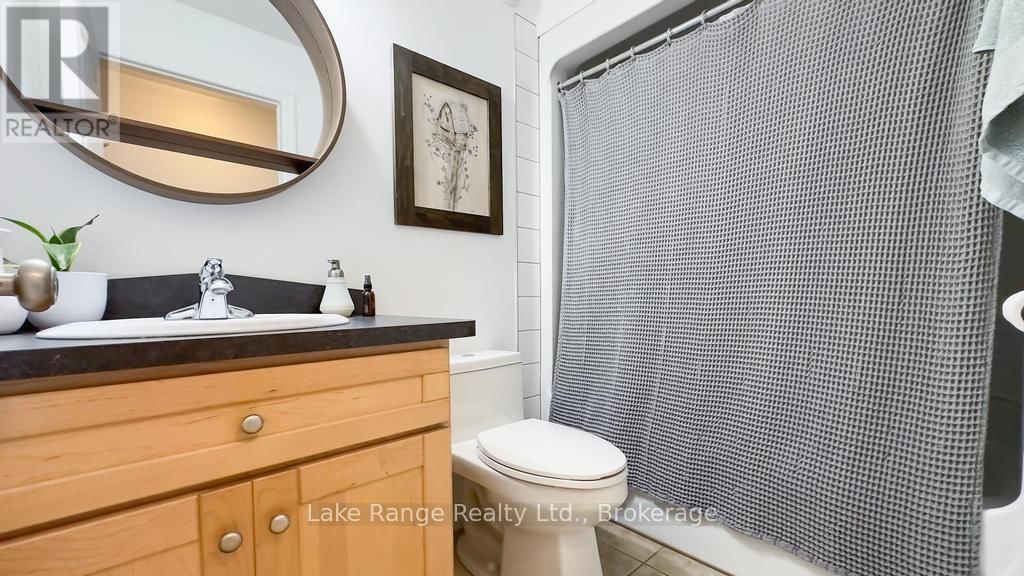 737 LAKE RANGE DRIVE Image 29