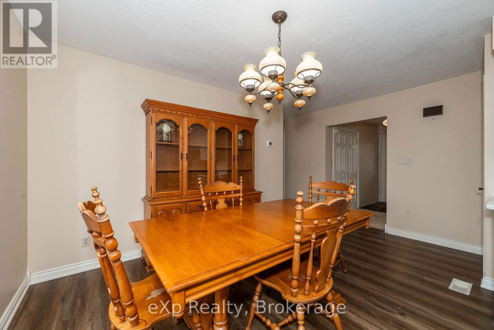 439607 SYDENHAM-LAKESHORE DRIVE Image 12