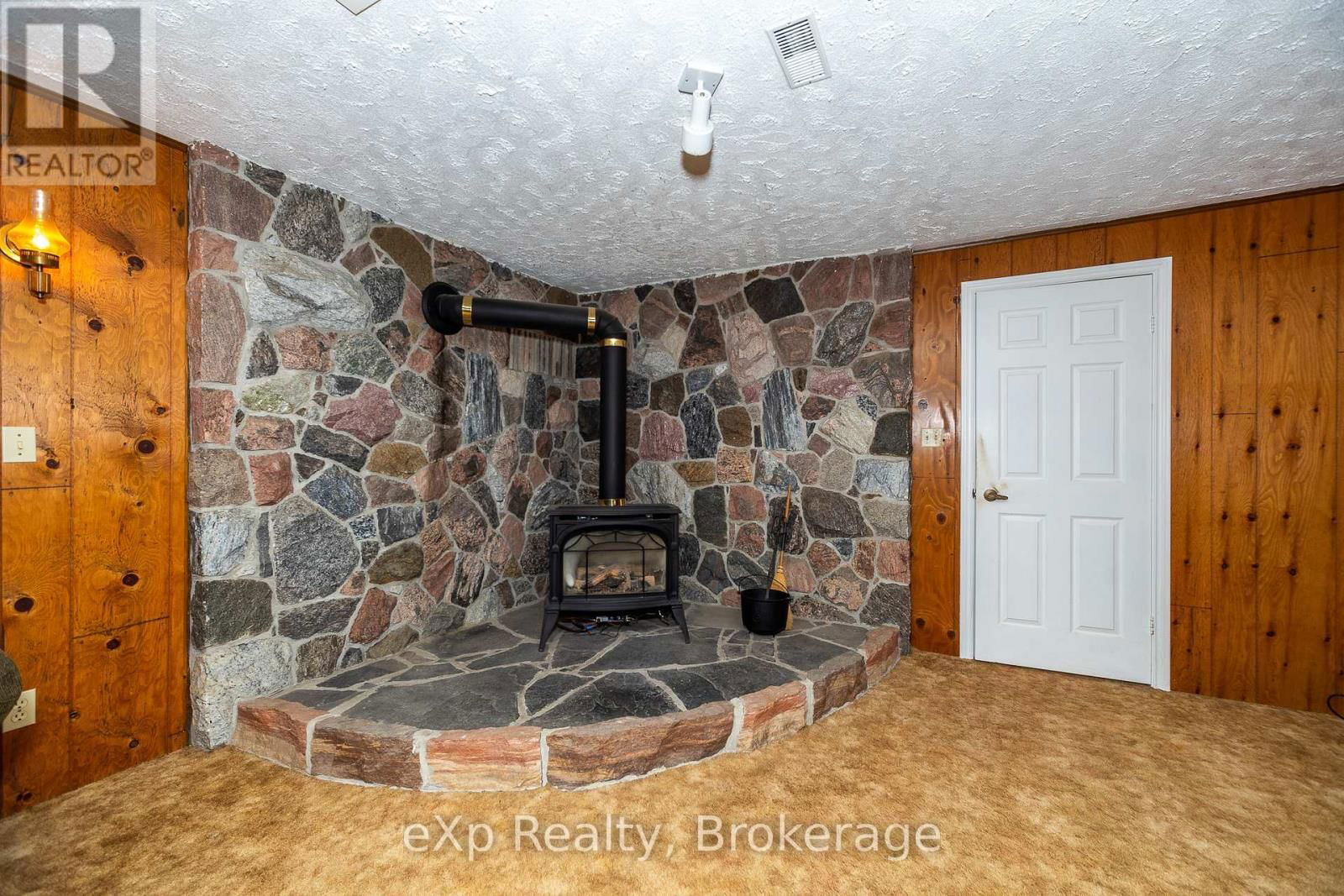 439607 SYDENHAM-LAKESHORE DRIVE Image 23