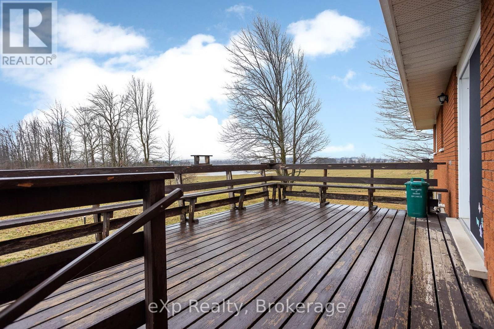 439607 SYDENHAM-LAKESHORE DRIVE Image 30