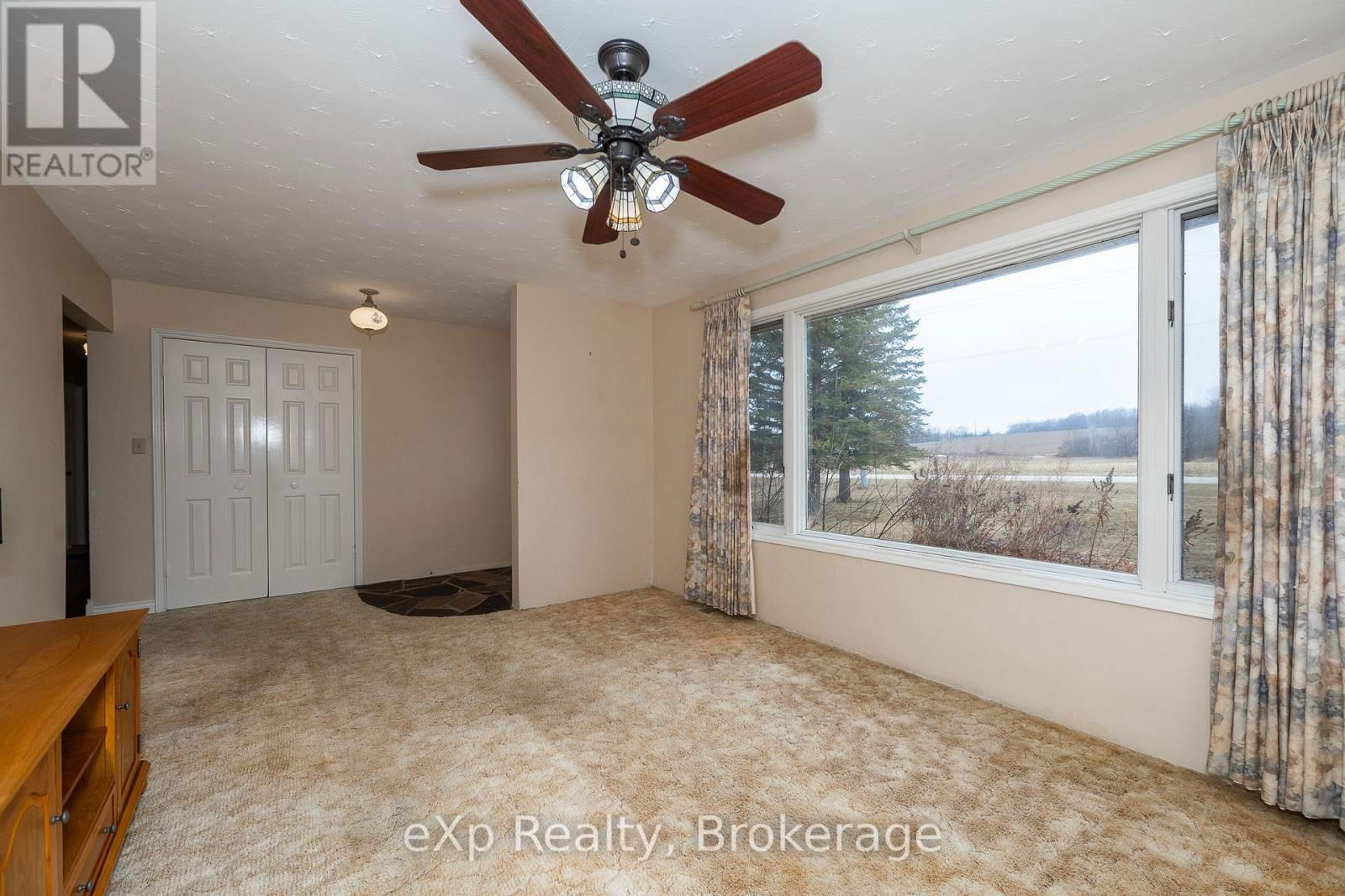 439607 SYDENHAM-LAKESHORE DRIVE Image 4