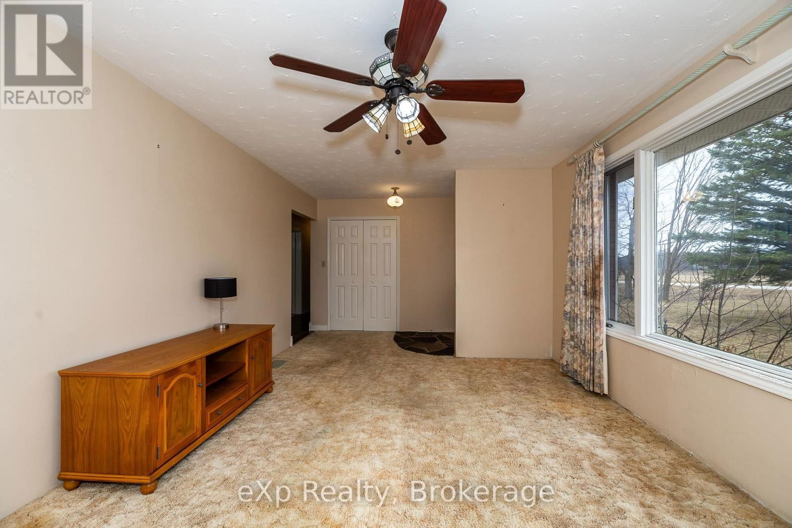 439607 SYDENHAM-LAKESHORE DRIVE Image 5
