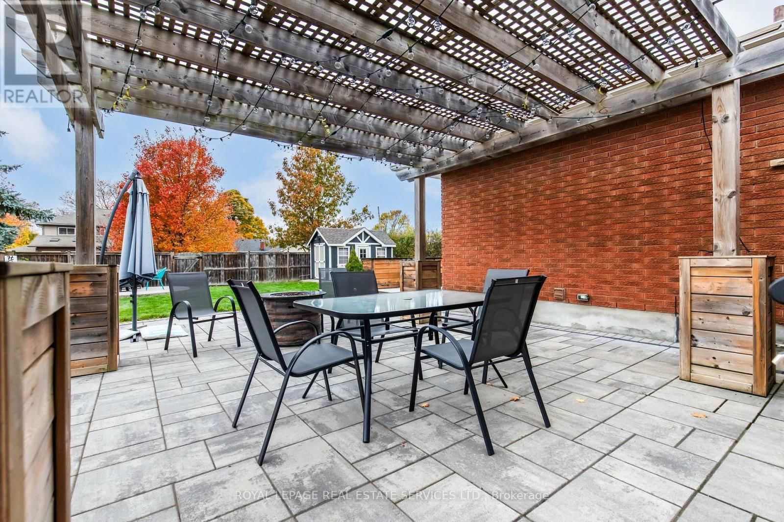 49 ROYAL MANOR DRIVE Image 37