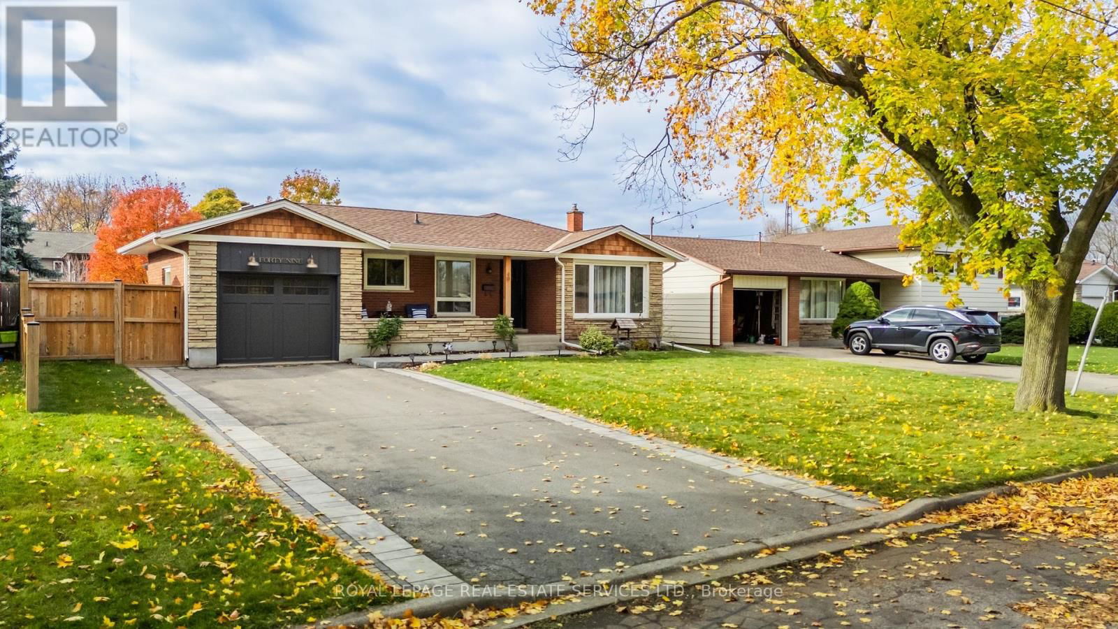 49 ROYAL MANOR DRIVE Image 4