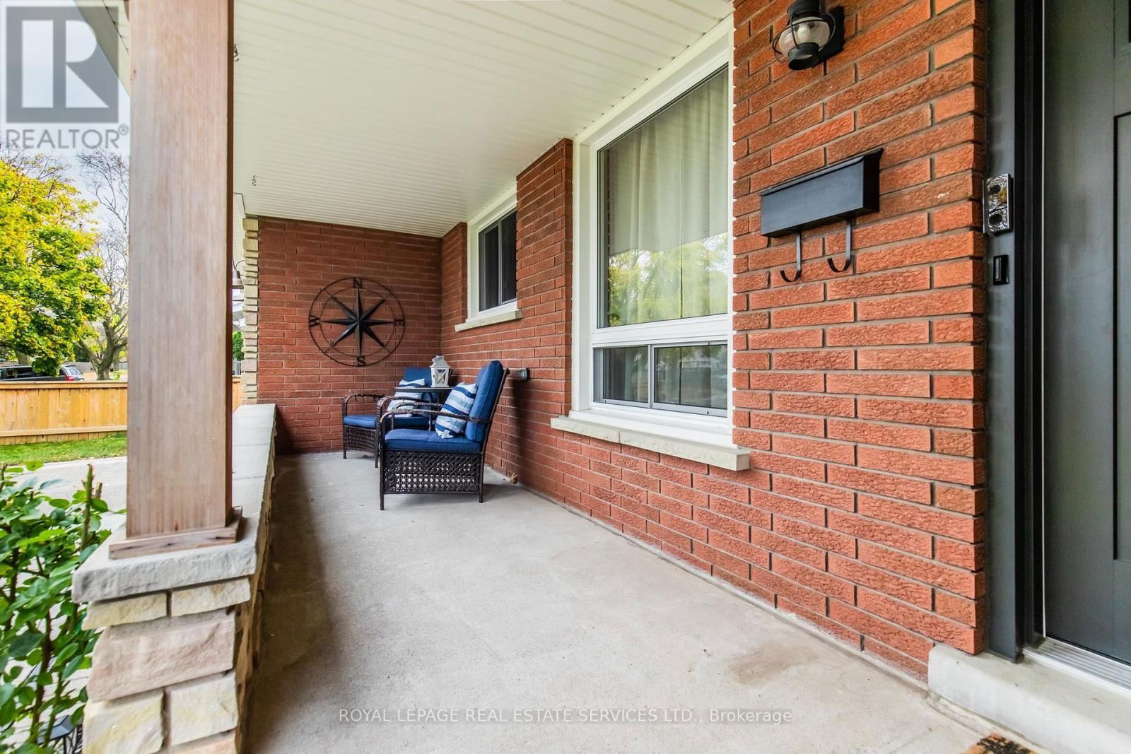 49 ROYAL MANOR DRIVE Image 6