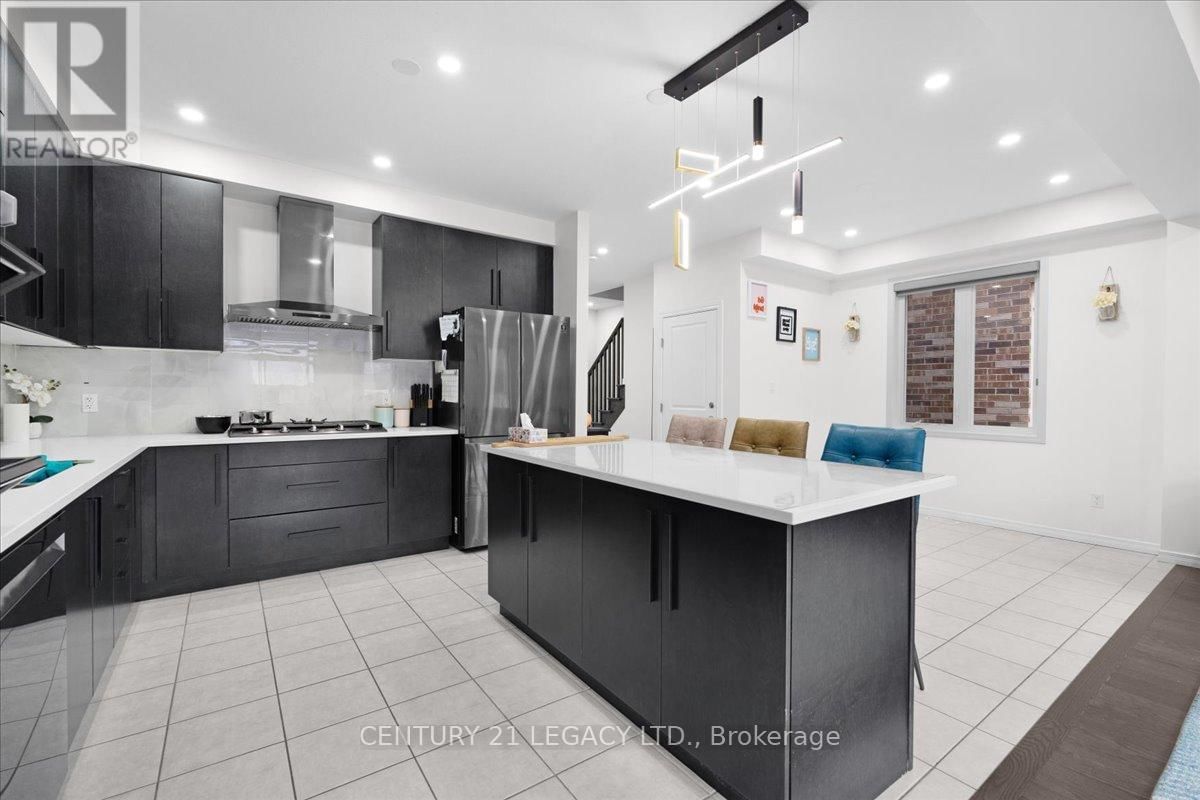 83 BEAUCHAMP DRIVE Image 10