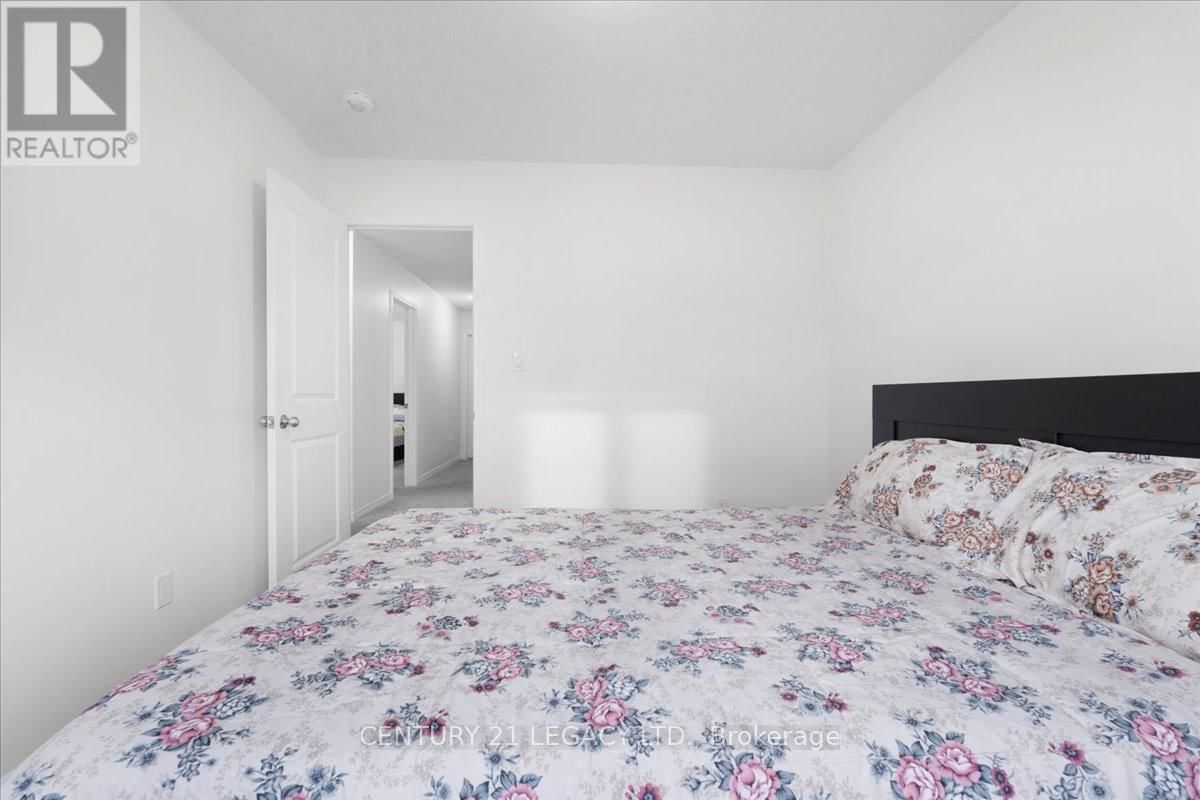 83 BEAUCHAMP DRIVE Image 21