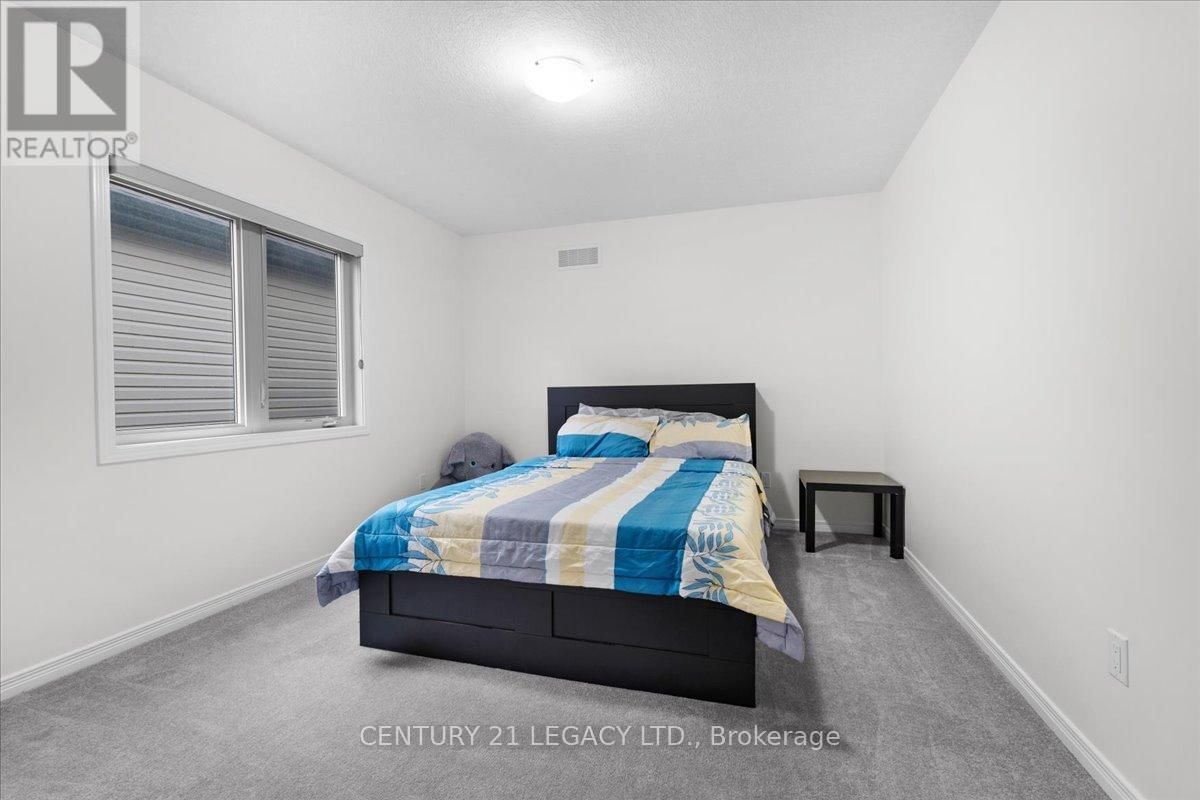 83 BEAUCHAMP DRIVE Image 26