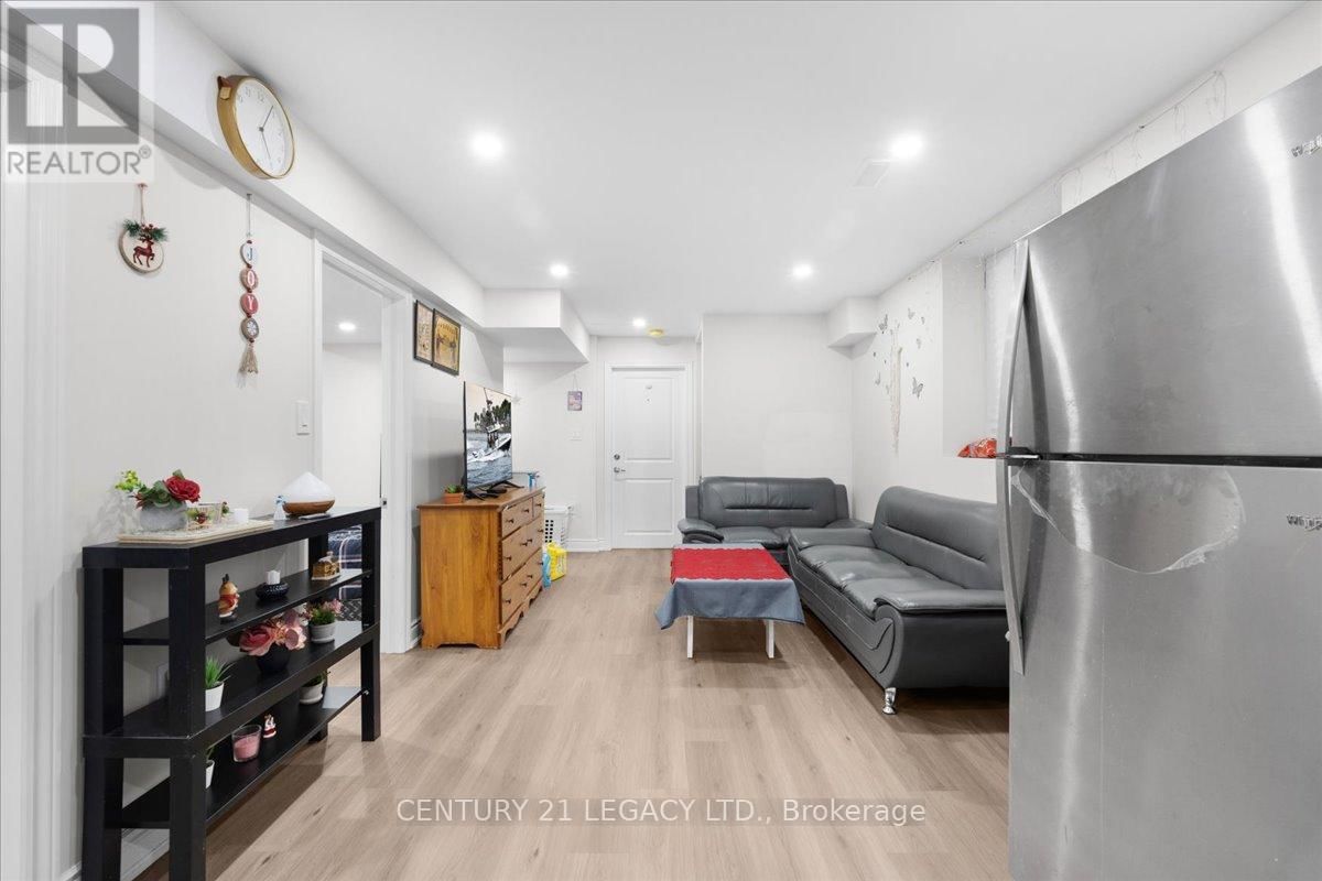 83 BEAUCHAMP DRIVE Image 29