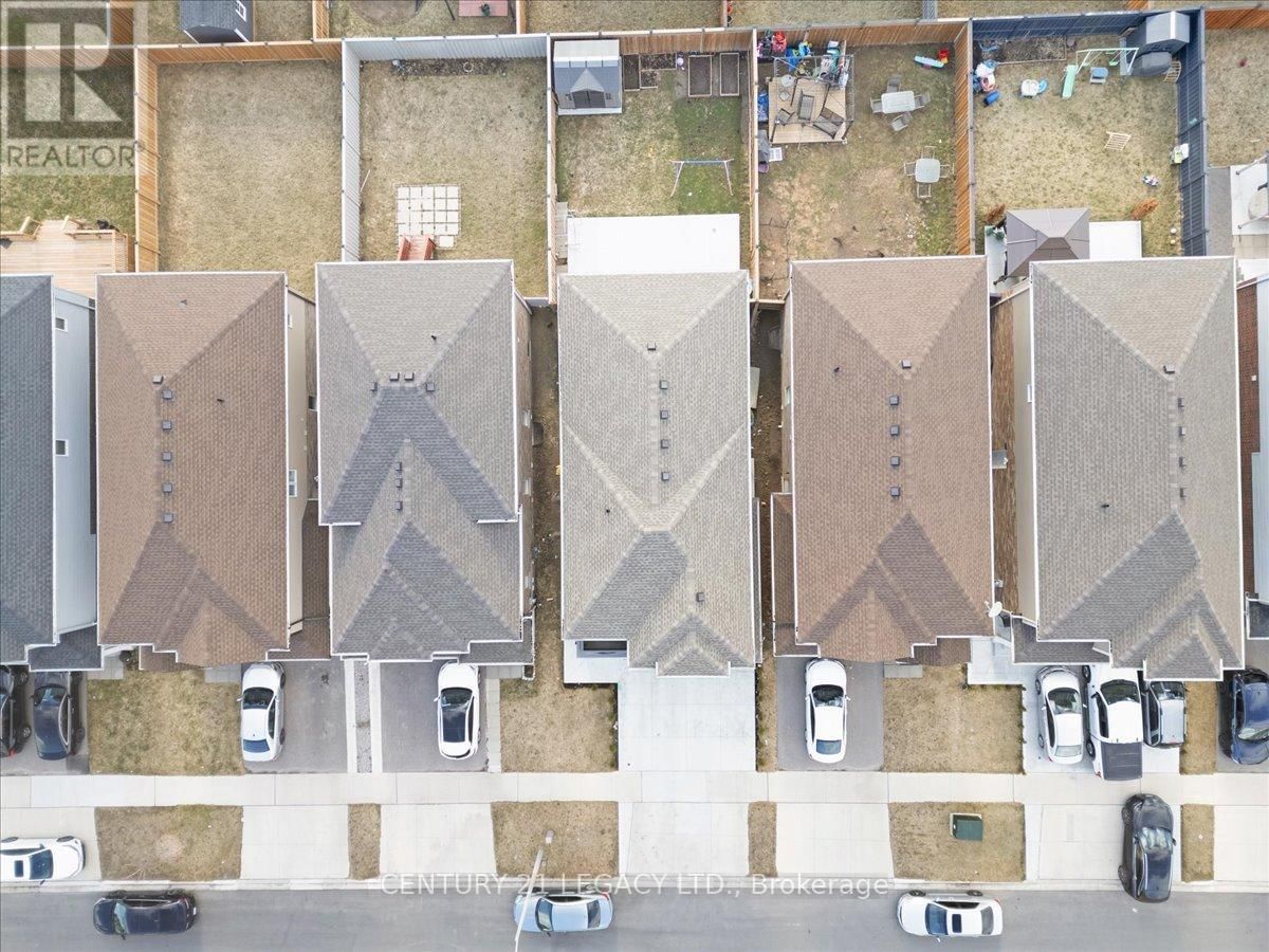 83 BEAUCHAMP DRIVE Image 3