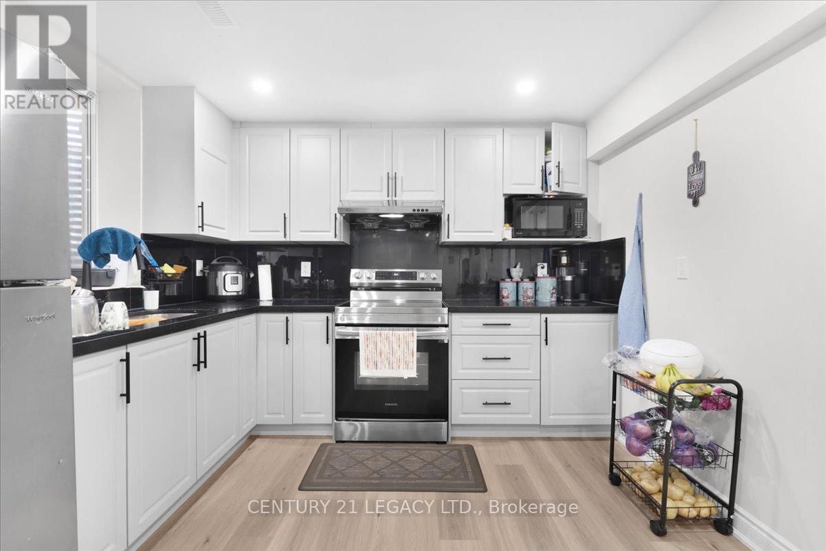 83 BEAUCHAMP DRIVE Image 30