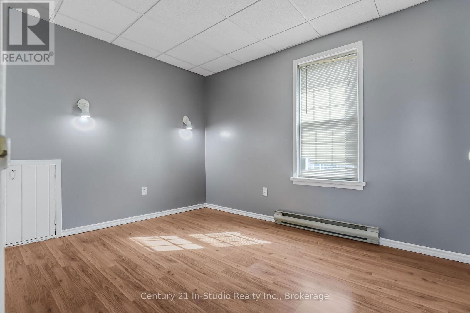 228 PALMERSTON STREET Image 13