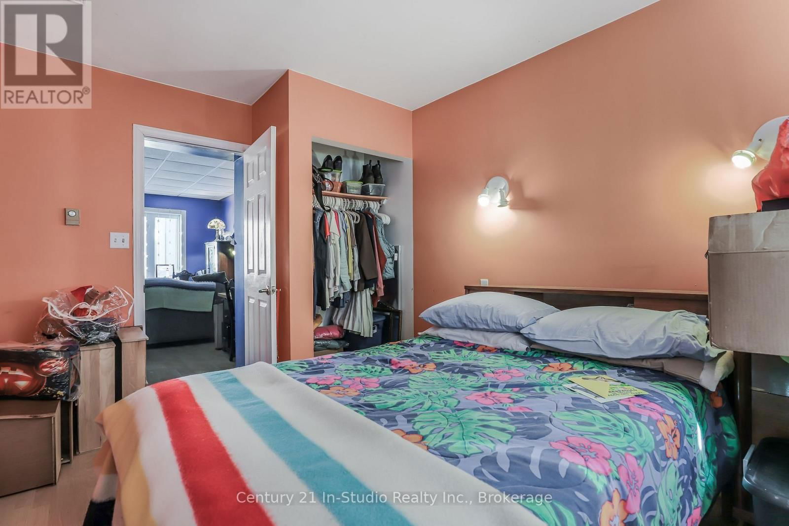 228 PALMERSTON STREET Image 24