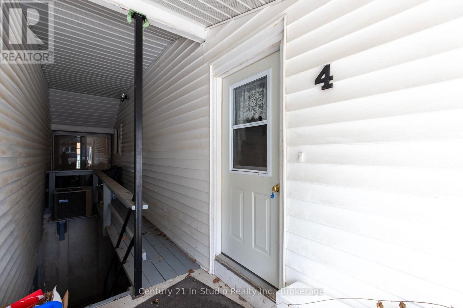 228 PALMERSTON STREET Image 26