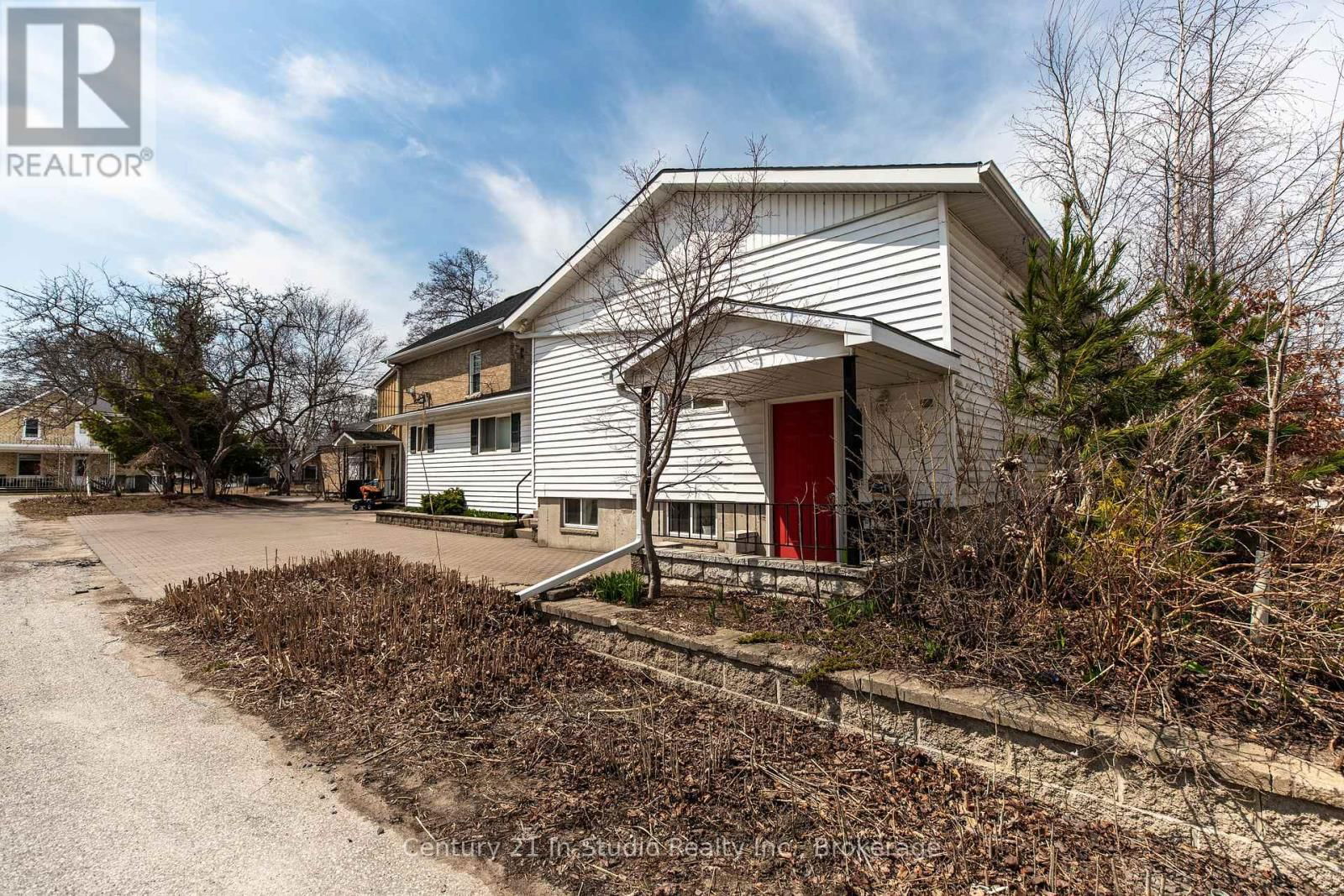 228 PALMERSTON STREET Image 50