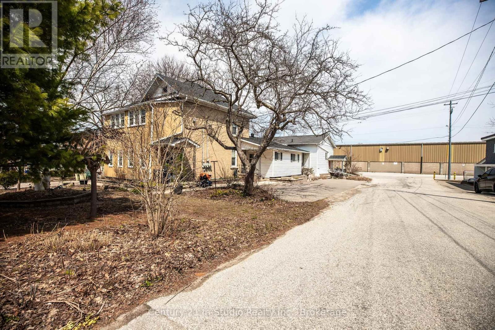 228 PALMERSTON STREET Image 6