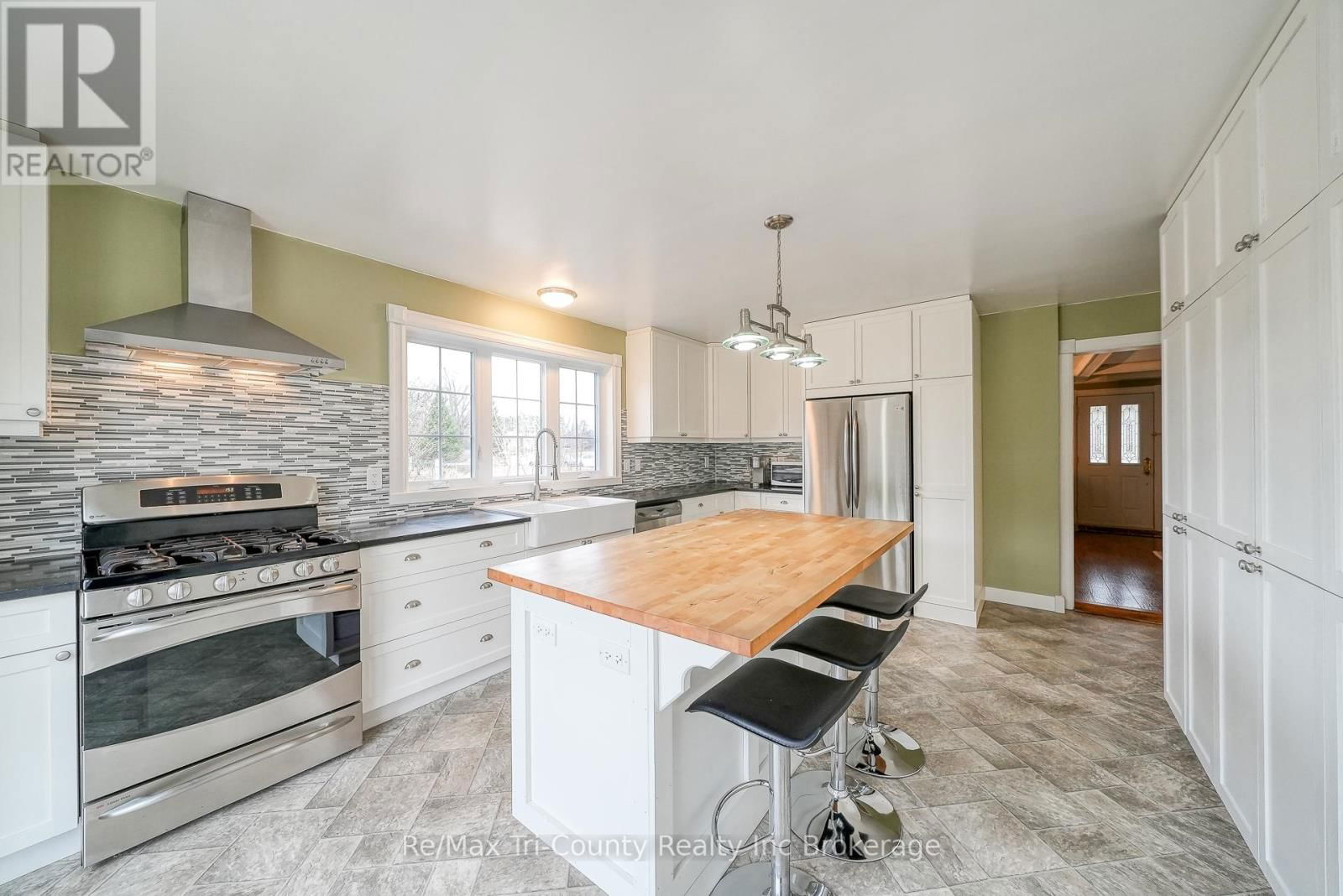 710 NORTH RD Image 17