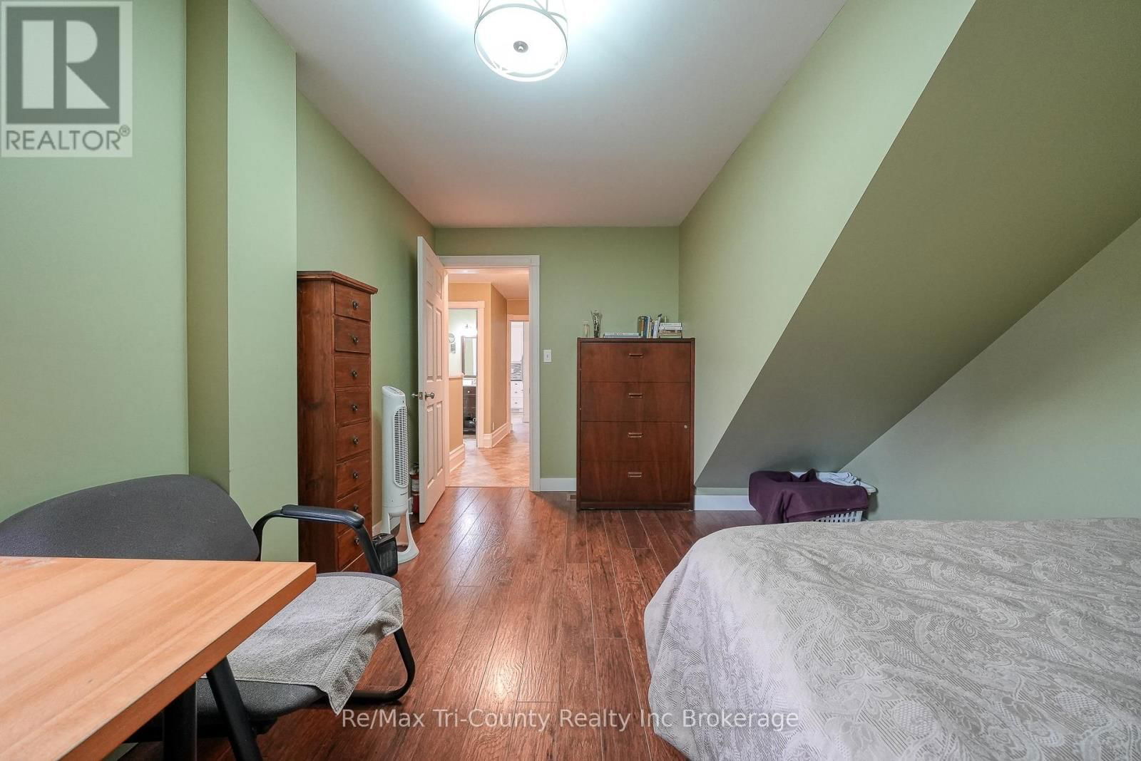 710 NORTH RD Image 37