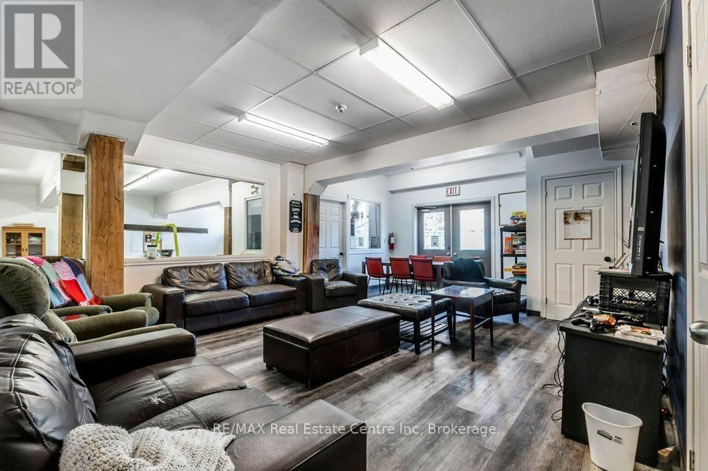 280 ST PATRICK STREET WEST Image 29