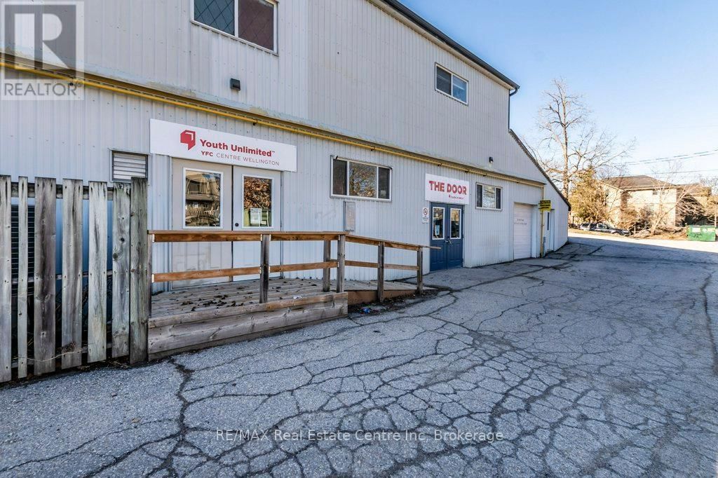 280 ST PATRICK STREET WEST Image 36