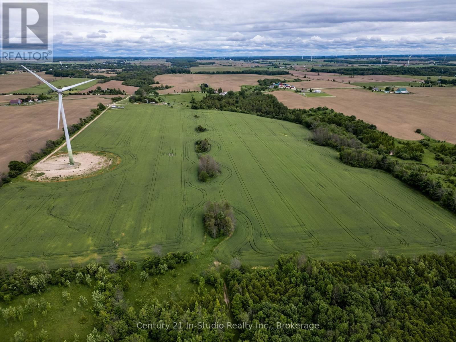 1097 BRUCE ROAD 23 Image 9