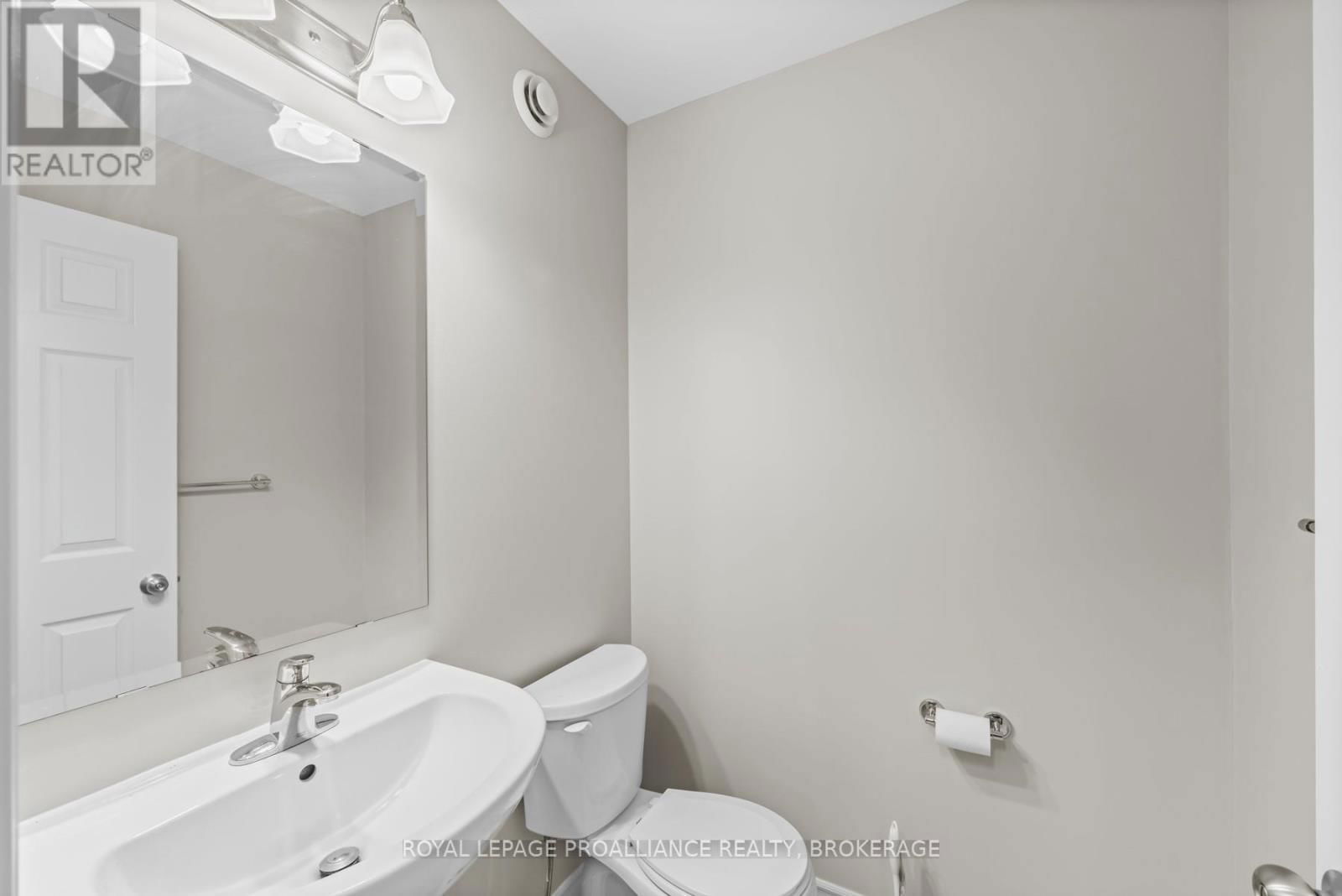 1098 HORIZON DRIVE Image 12