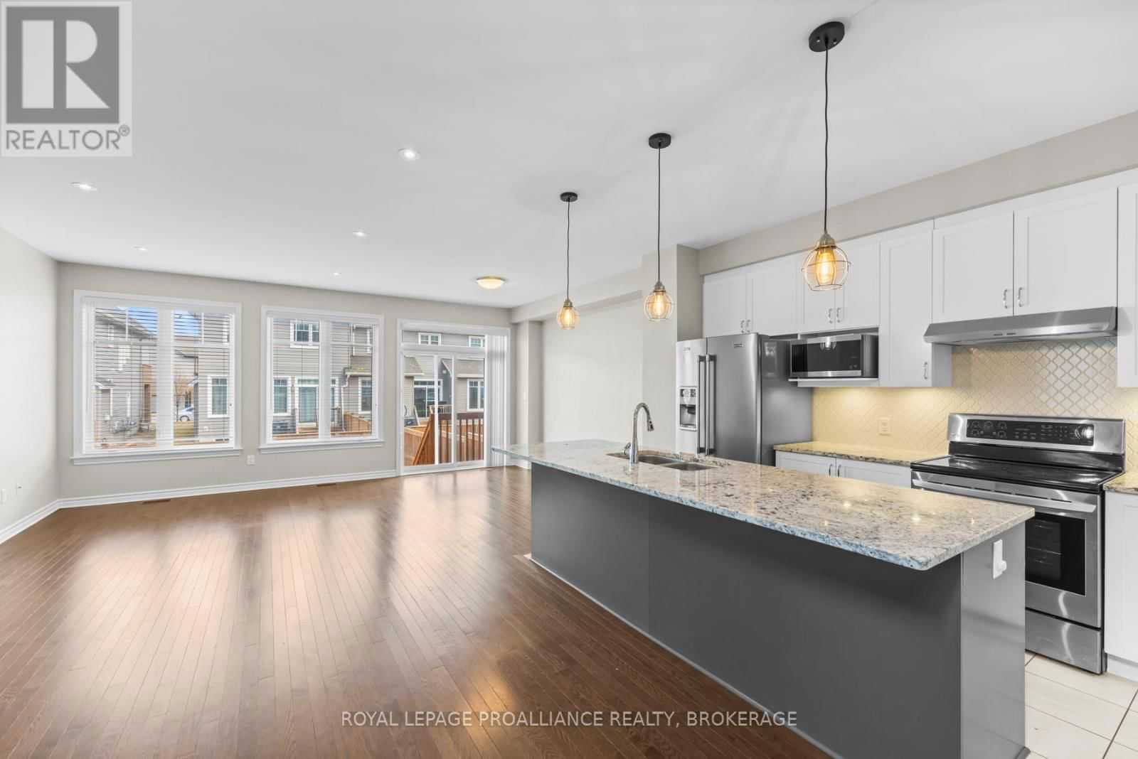 1098 HORIZON DRIVE Image 13