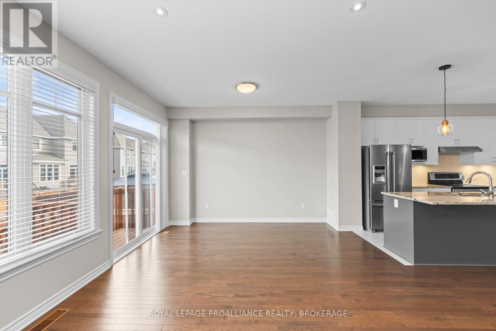 1098 HORIZON DRIVE Image 23