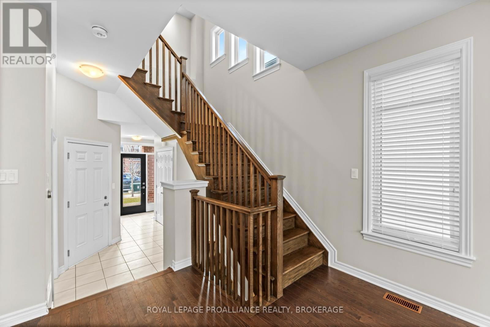 1098 HORIZON DRIVE Image 26