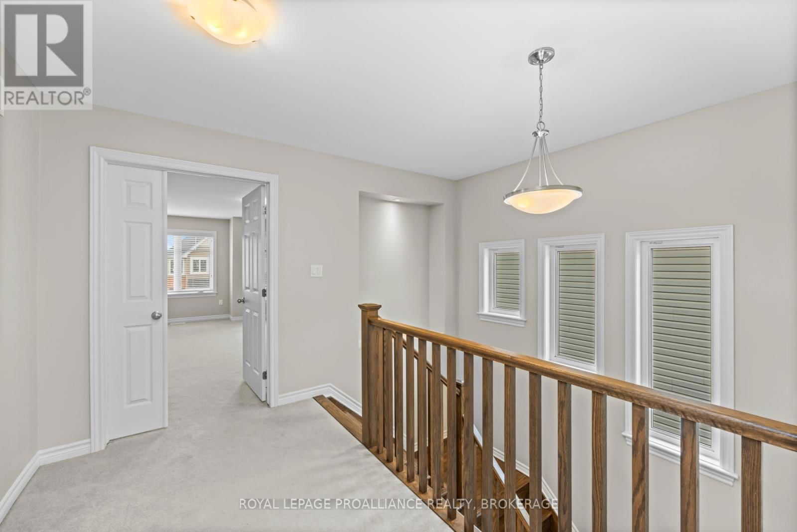 1098 HORIZON DRIVE Image 27