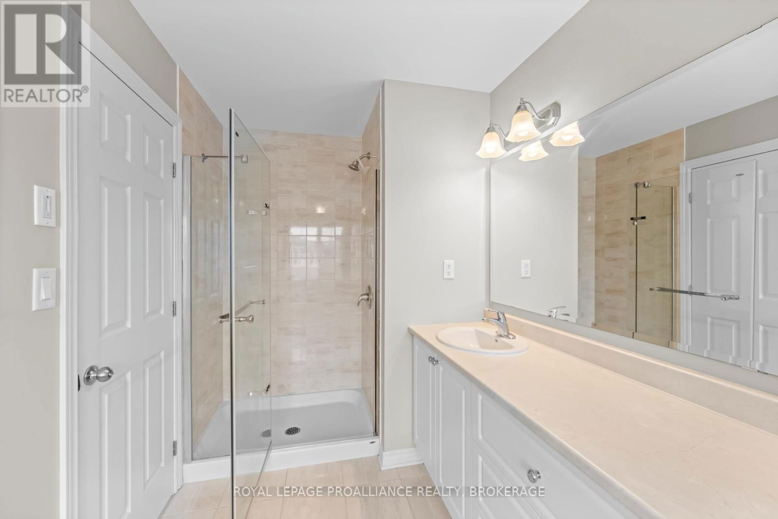 1098 HORIZON DRIVE Image 33