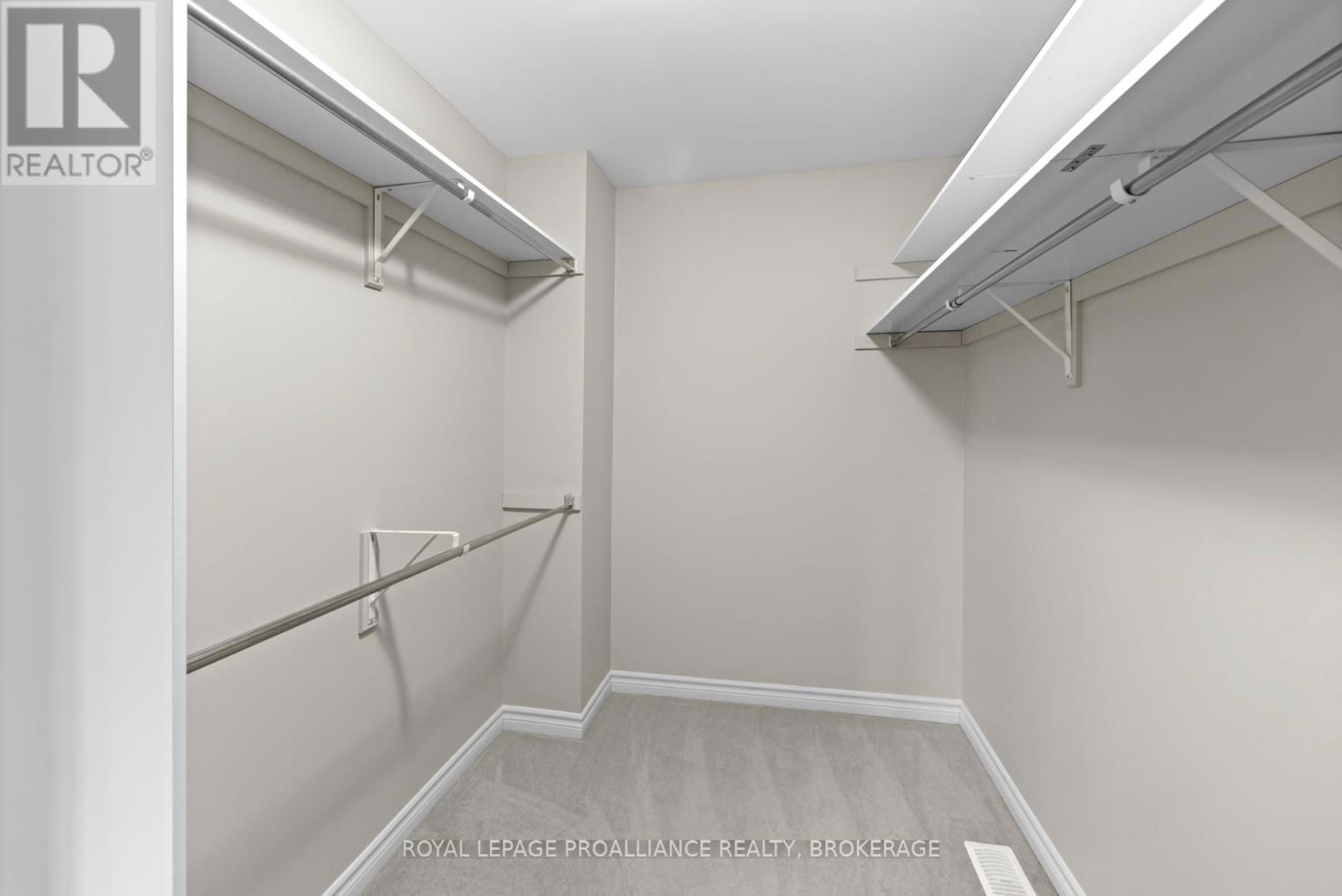 1098 HORIZON DRIVE Image 34