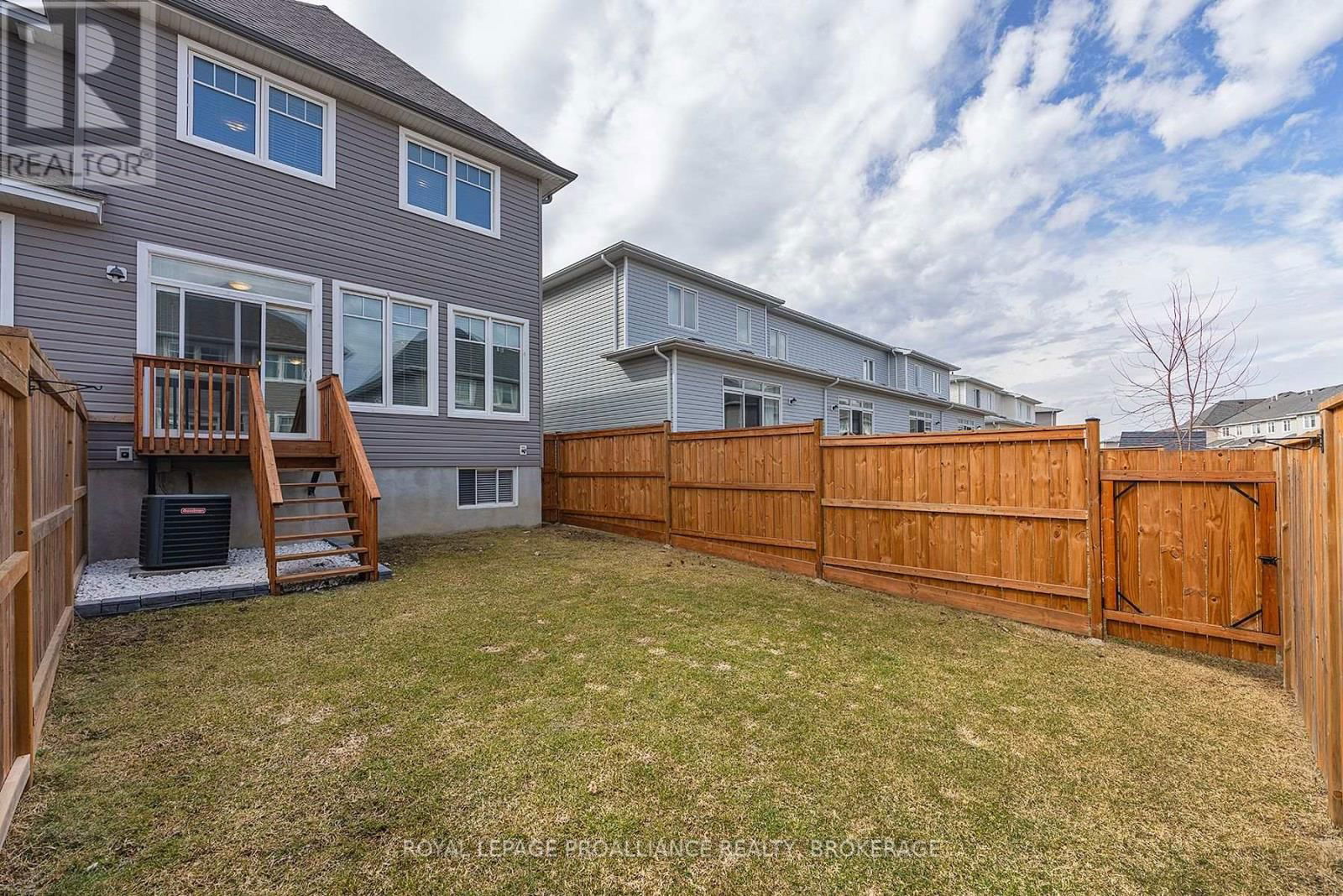 1098 HORIZON DRIVE Image 6