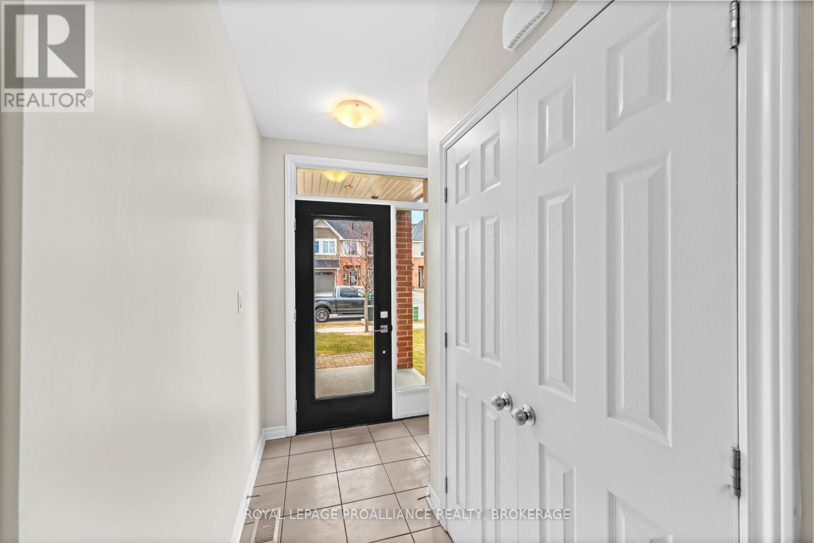 1098 HORIZON DRIVE Image 9