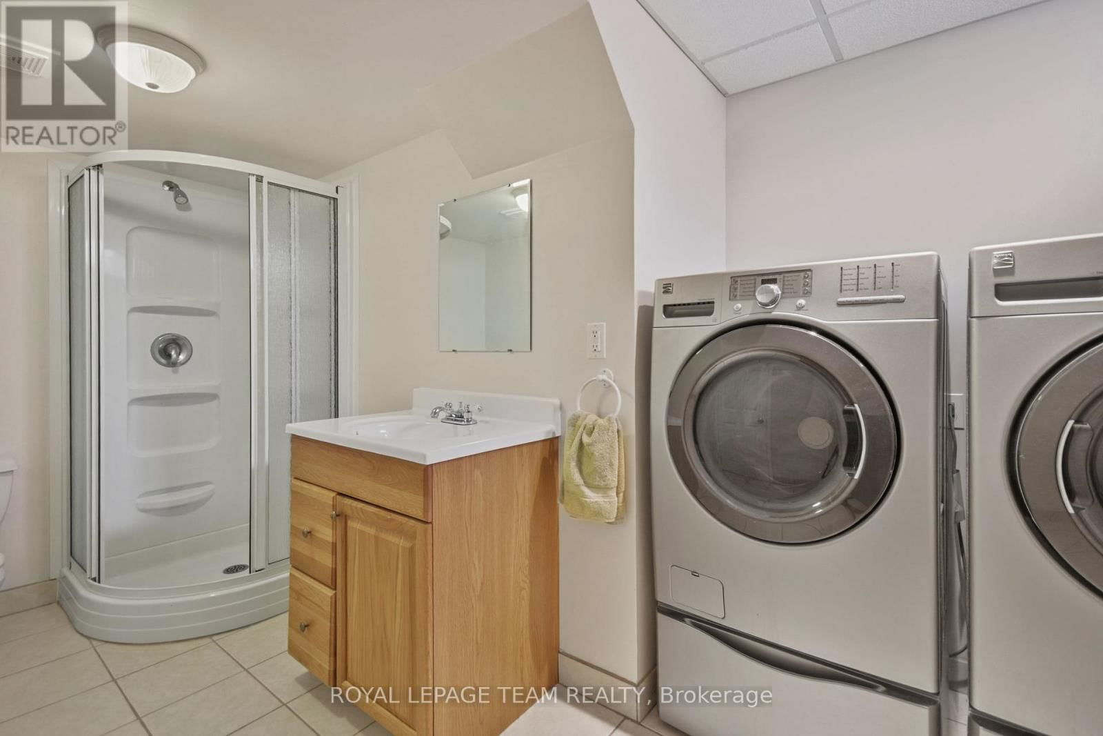 56 JAMES LEWIS AVENUE Image 40