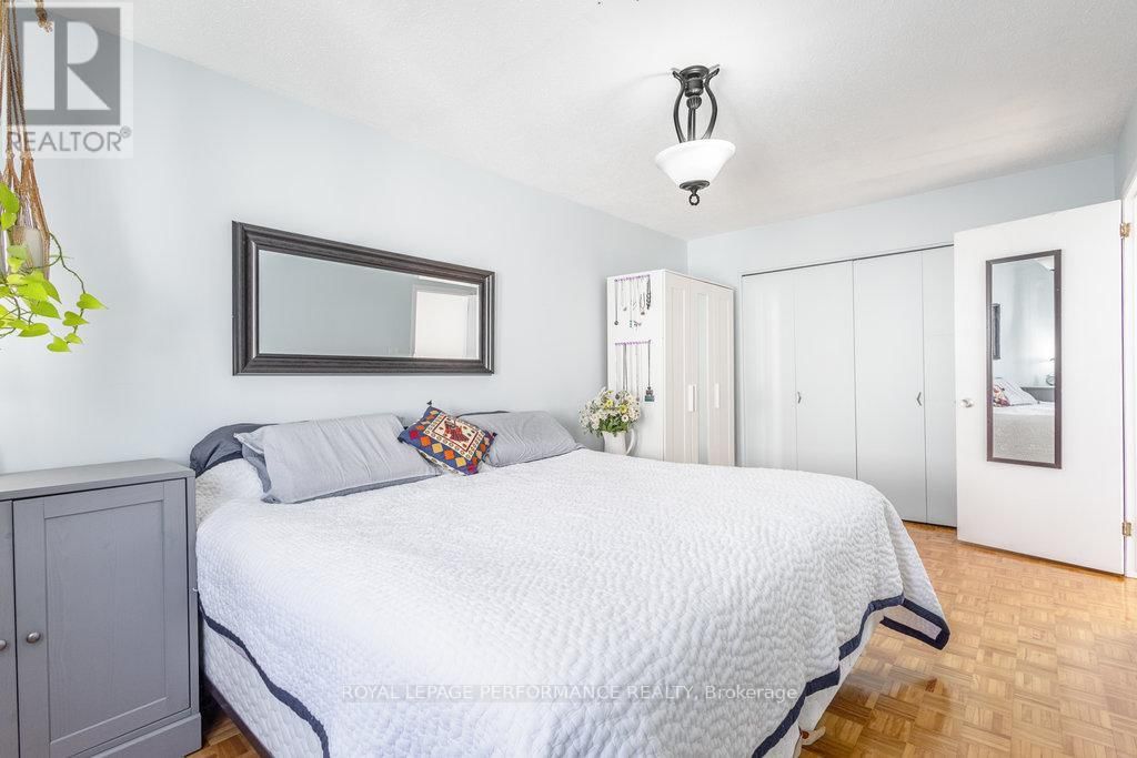 156 - 2166 LOYOLA AVENUE Image 19
