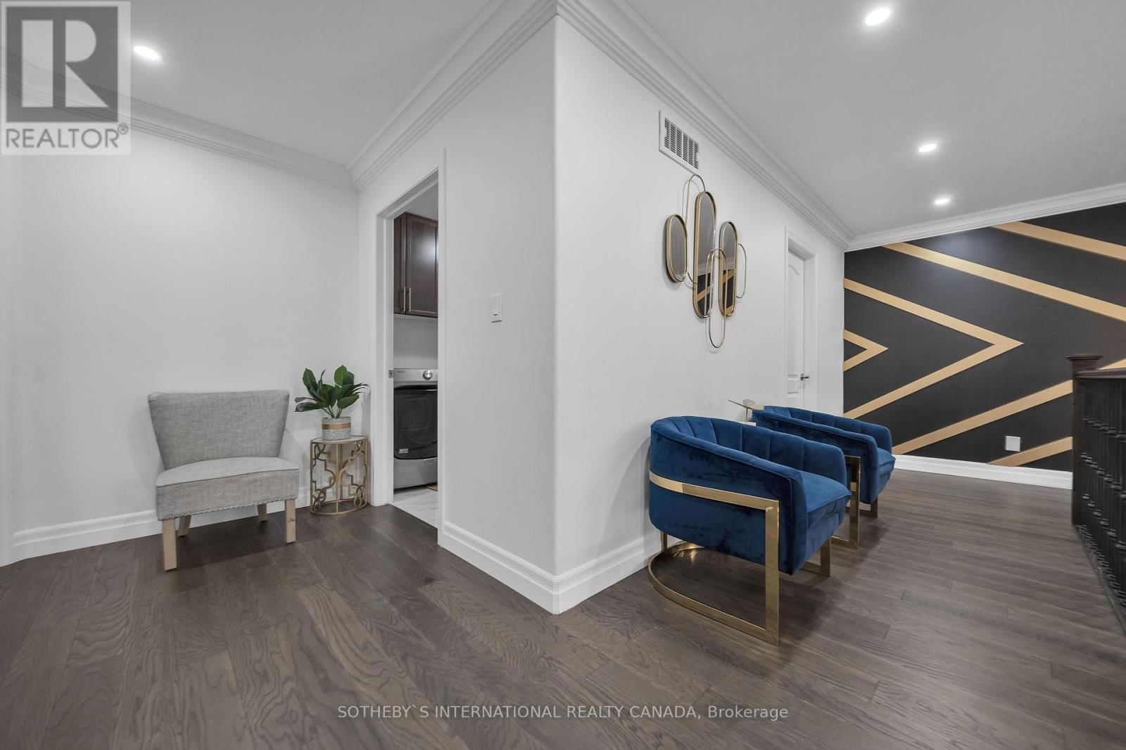 1 GRANDVILLE CIRCLE Image 11