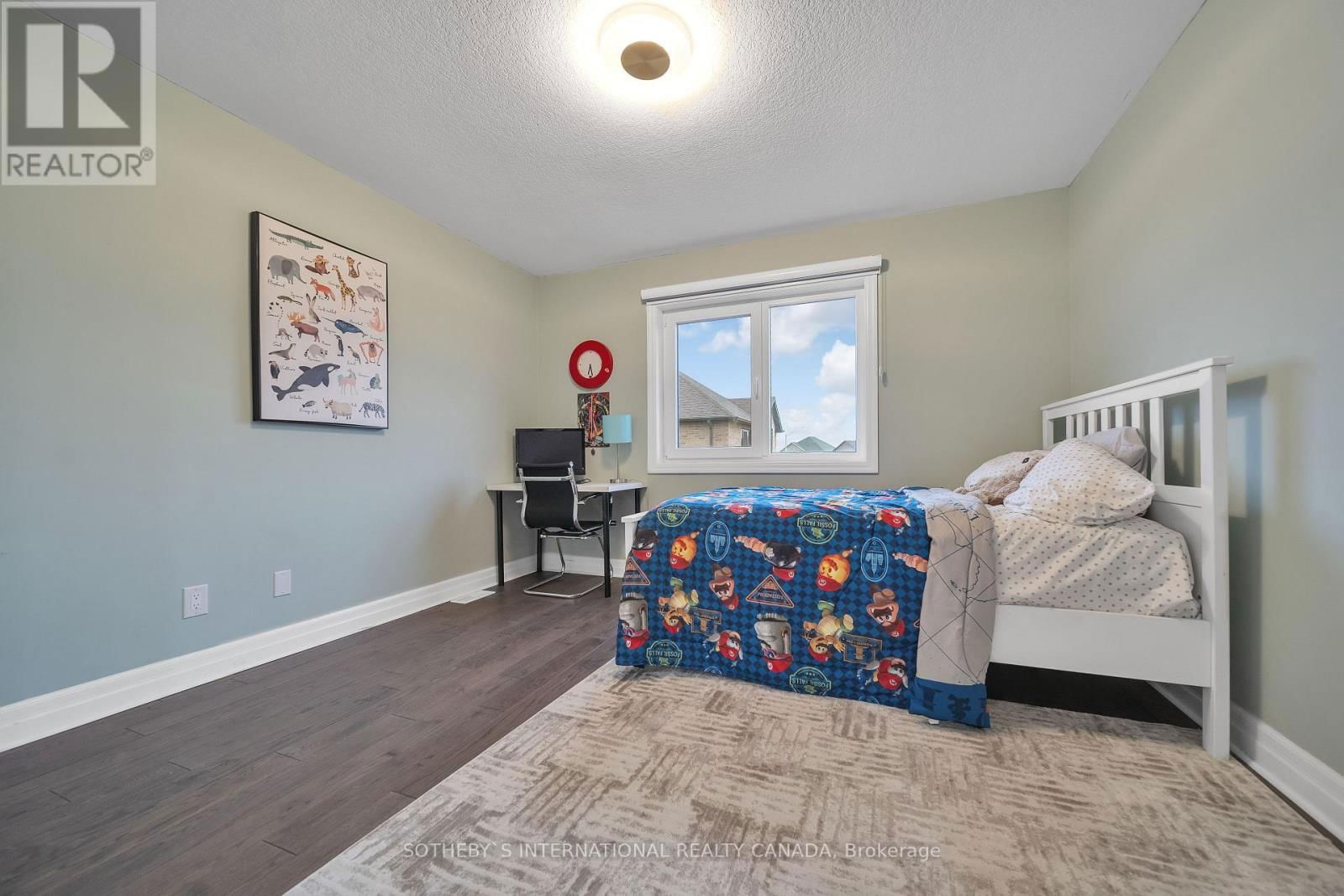 1 GRANDVILLE CIRCLE Image 30