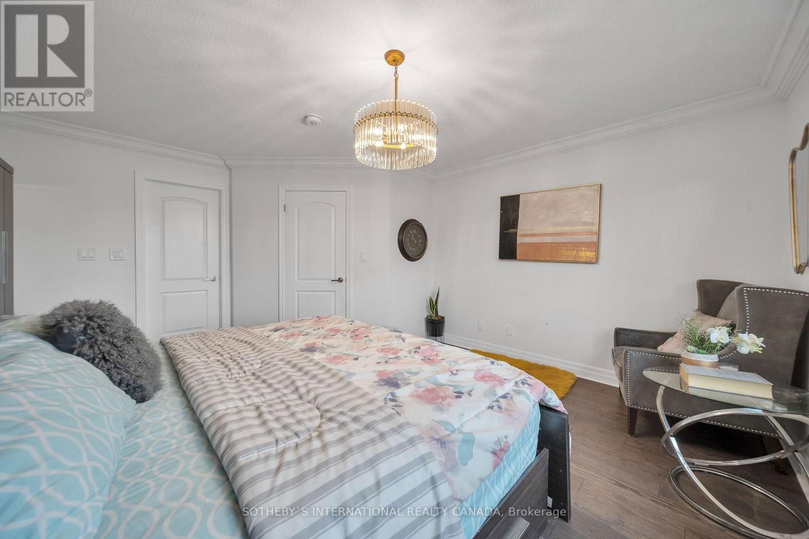 1 GRANDVILLE CIRCLE Image 34