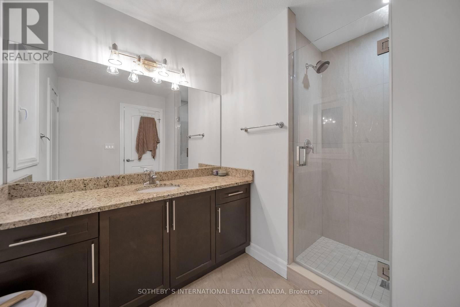 1 GRANDVILLE CIRCLE Image 39