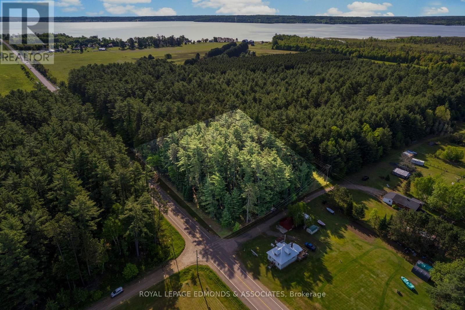PT 1 LAKE DORE ROAD Image 1