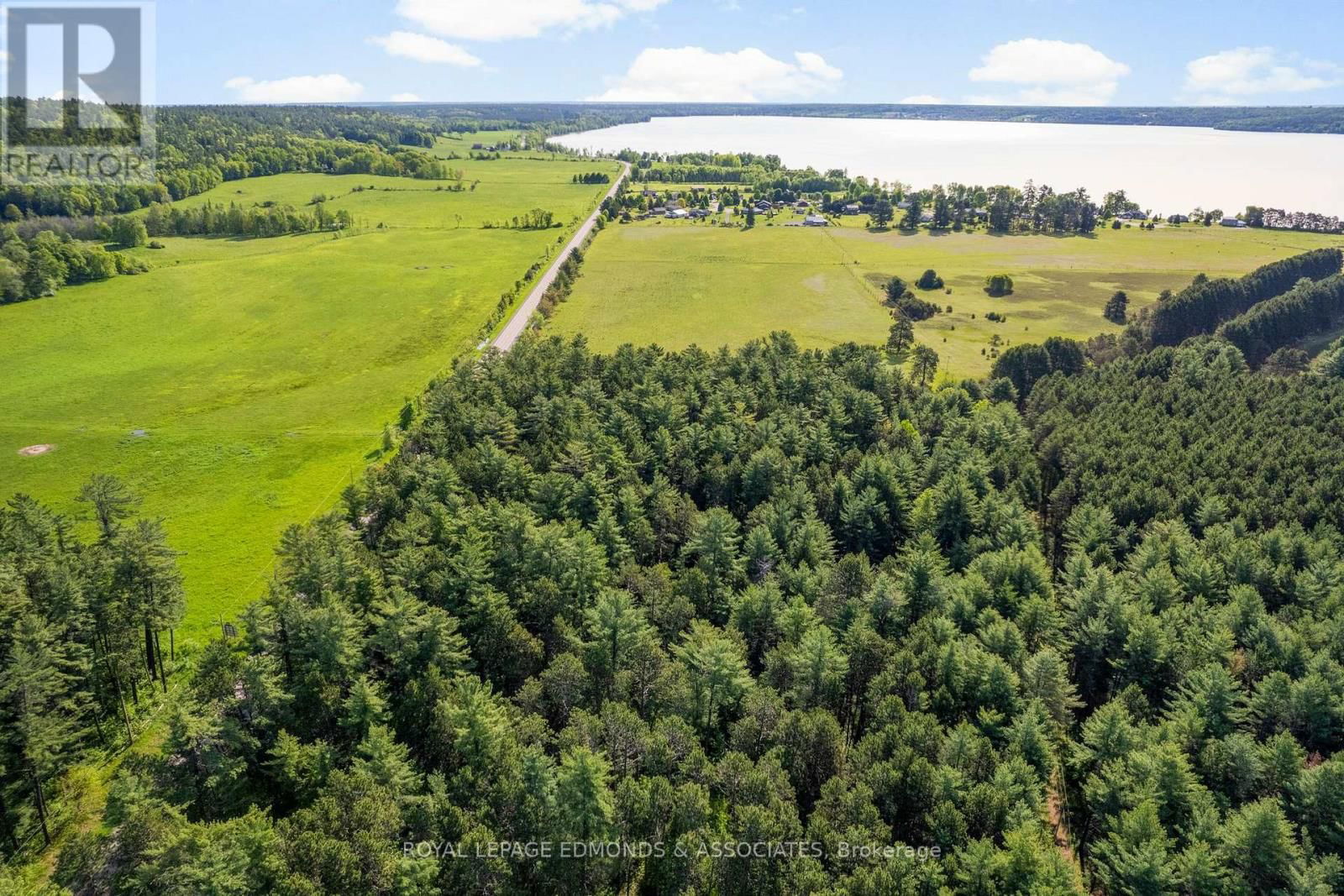 PT 1 LAKE DORE ROAD Image 7