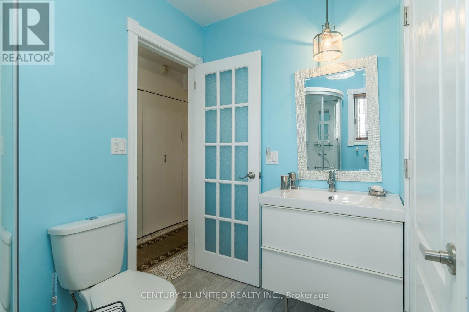 62 YOUNG STREET Image 32