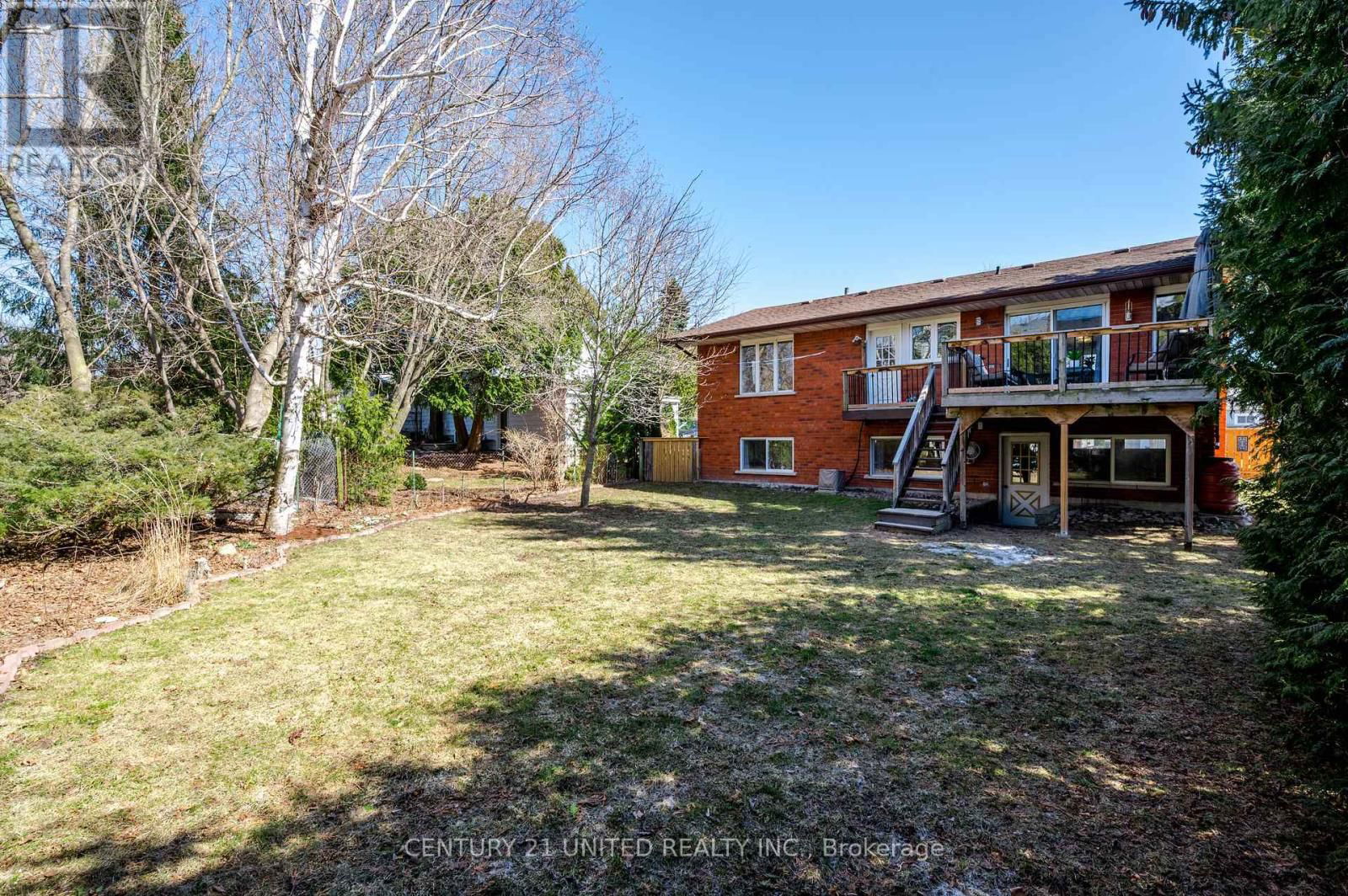 62 YOUNG STREET Image 36